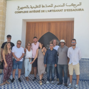 Visite des touristes au complexe intégré de l'artisanat Argana d'Essaouira